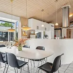 Awesome In With 3 Bedrooms, Sauna And Internet Holiday home Ebeltoft