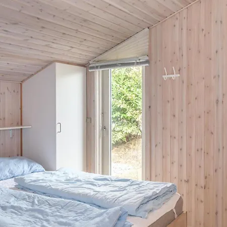 Holiday home Awesome In With 3 Bedrooms, Sauna And Internet *