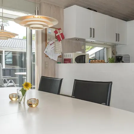 Holiday home Awesome In With 3 Bedrooms, Sauna And Internet *