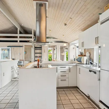 Awesome In With 3 Bedrooms, Sauna And Internet Holiday home