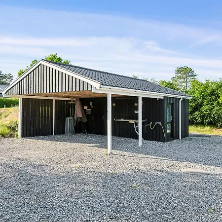 Holiday home Awesome In With 3 Bedrooms, Sauna And Internet