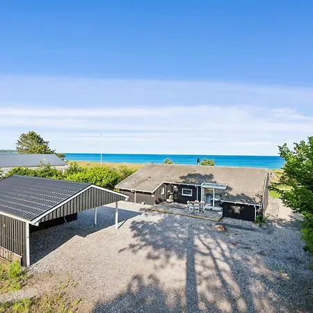 펜션 Awesome In With 3 Bedrooms, Sauna And Internet *