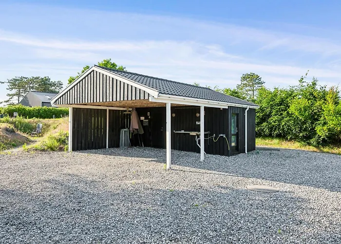 Dom wakacyjny Awesome In With 3 Bedrooms, Sauna And Internet